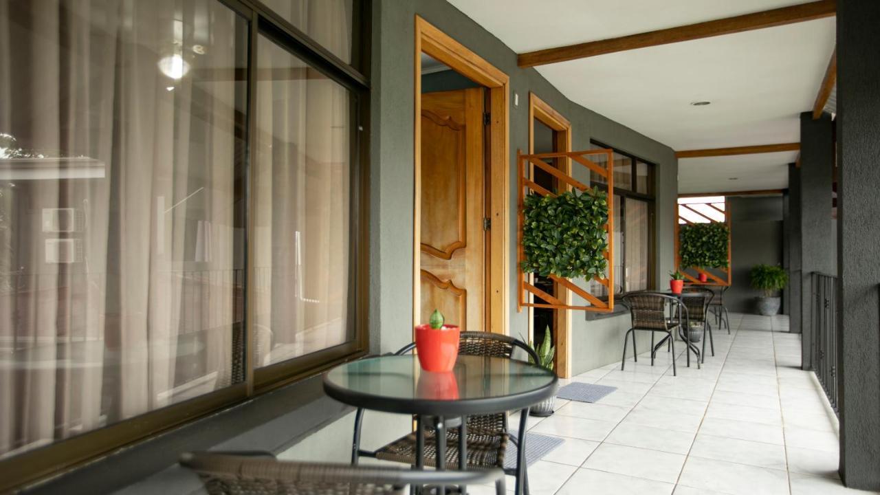 Coati Arenal Lodge La Fortuna 外观 照片